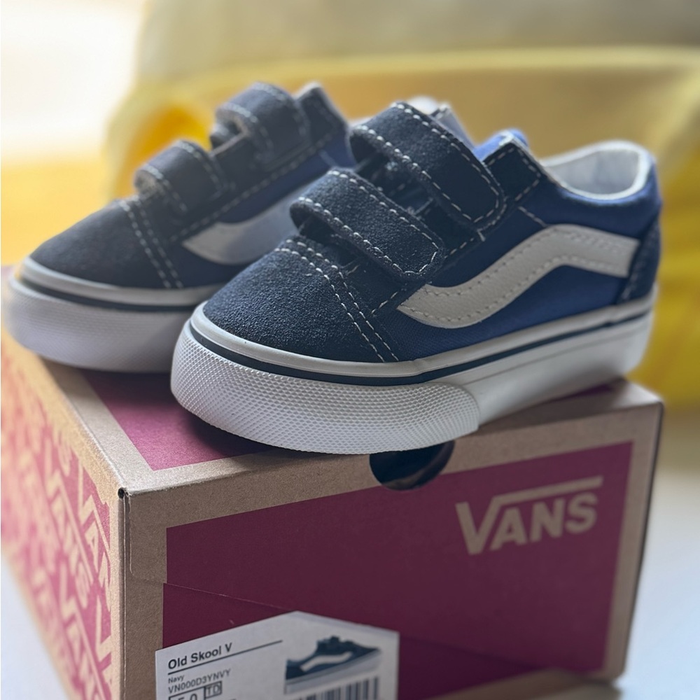 Vans Kids Old Skool V Navy Sneakers 5 Toddler